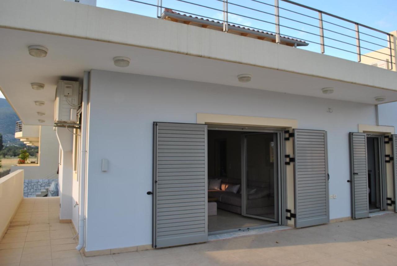 Artemis - Marina Apartments Evia Ngoại thất bức ảnh