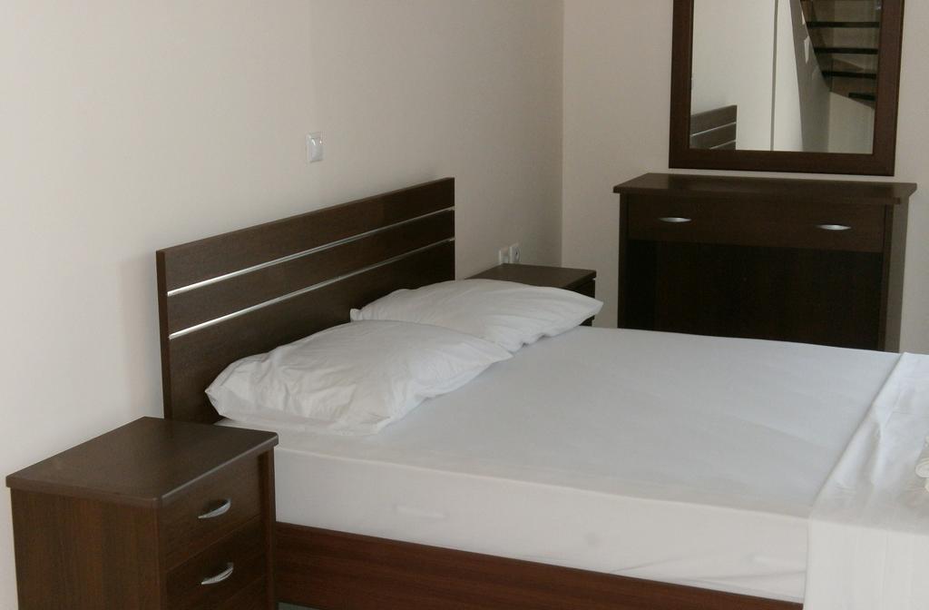 Artemis - Marina Apartments Evia Phòng bức ảnh